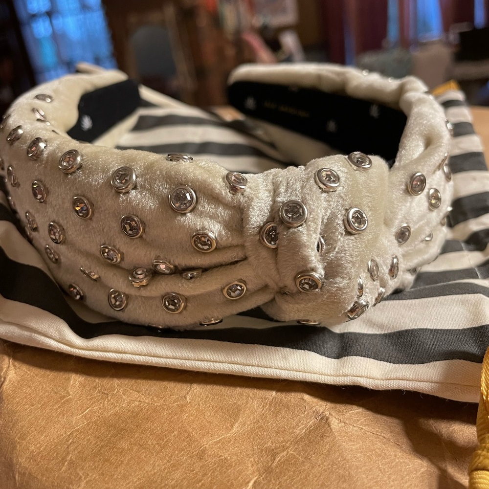 Lele Sadoughi Rare Ivory Velvet Silver Flat Crystal Headband